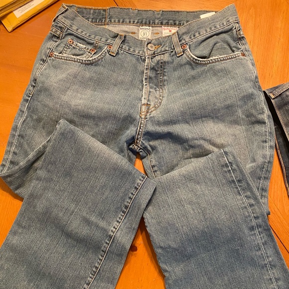Lightly used Lucky Jeans 31 slim bootleg